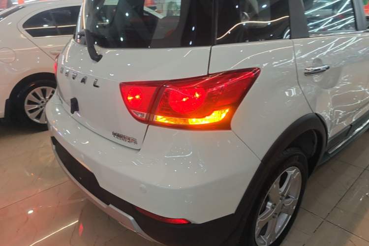 Used Haval H1 2017 Red-Label 1.5L AMT Luxury Model Right Rear Taillight