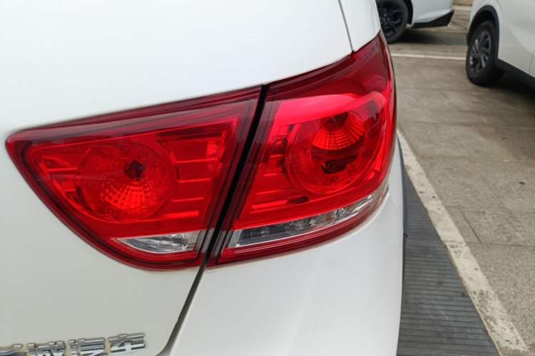 Used Haval H1 2017 Red-Label 1.5L AMT Comfort Model Right Rear Taillight