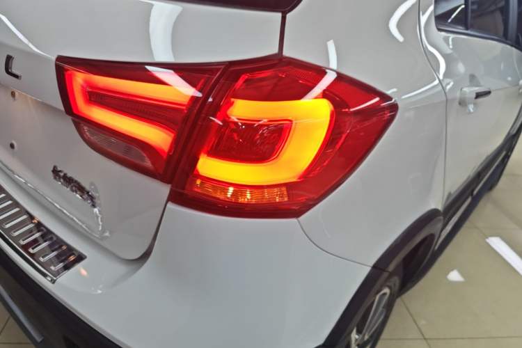 Used Haval H1 2017 Blue Label 1.5L AMT Standard Model Right Rear Taillight