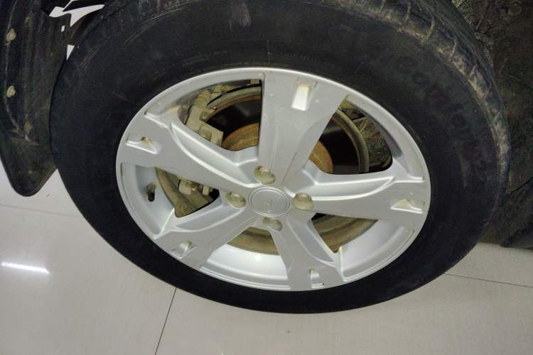 Used Haval H1 2017 Red-Label 1.5L Manual Comfort Model Right Rear Wheel Hub