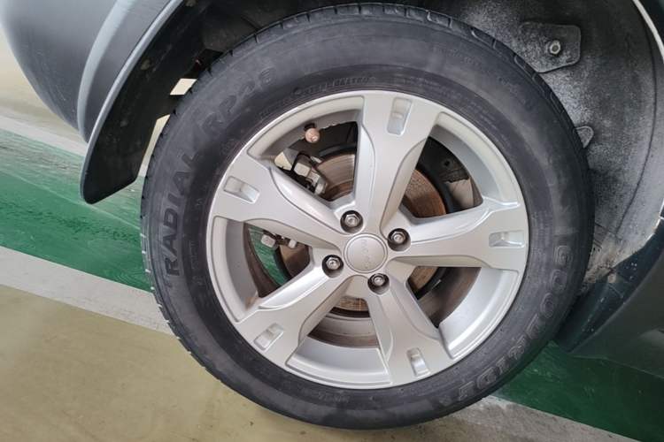 Used Haval H1 2017 Red-Label 1.5L AMT Comfort Model Right Rear Wheel Hub