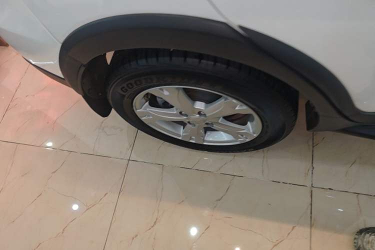Used Haval H1 2017 Red-Label 1.5L AMT Luxury Model Right Rear Wheel Hub