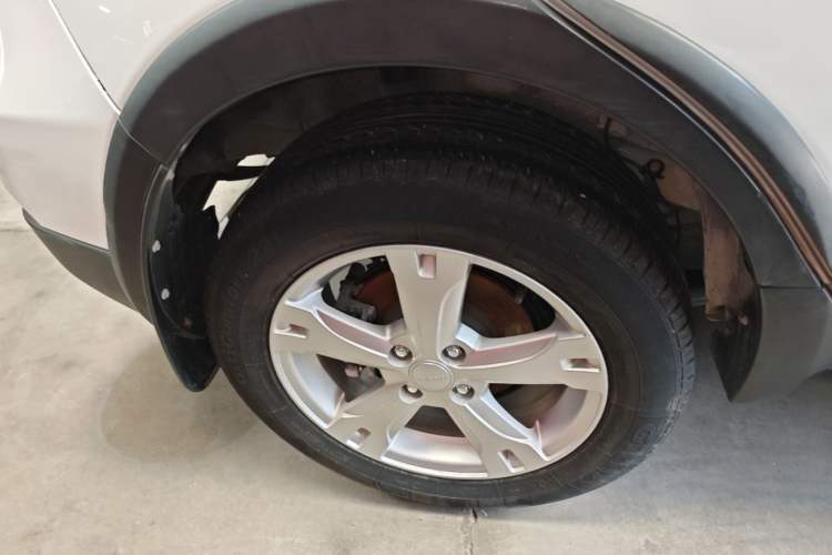 Used Haval H1 2017 Red-Label 1.5L AMT Comfort Model Right Rear Wheel Hub