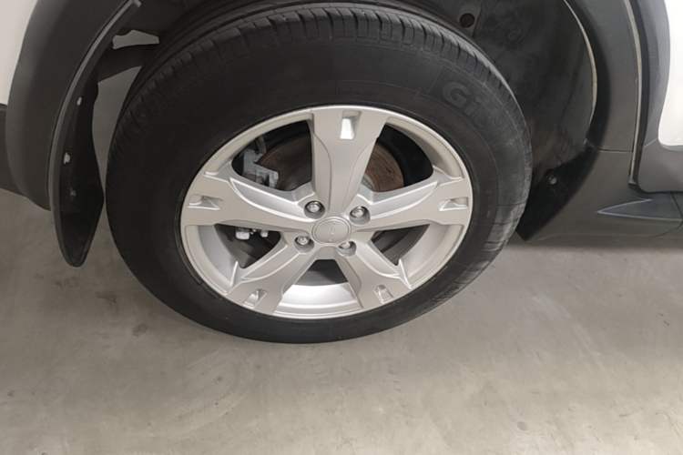 Used Haval H1 2017 Red-Label 1.5L AMT Comfort Model Right Rear Wheel Hub