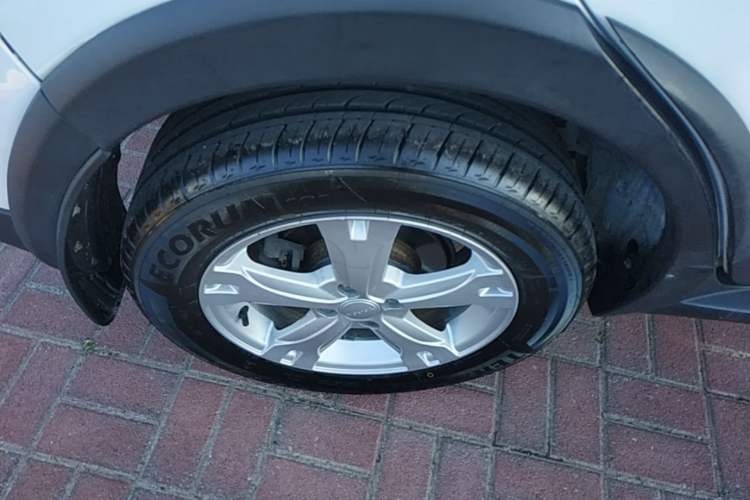 Used Haval H1 2017 Red-Label 1.5L AMT Comfort Model Right Rear Wheel Hub