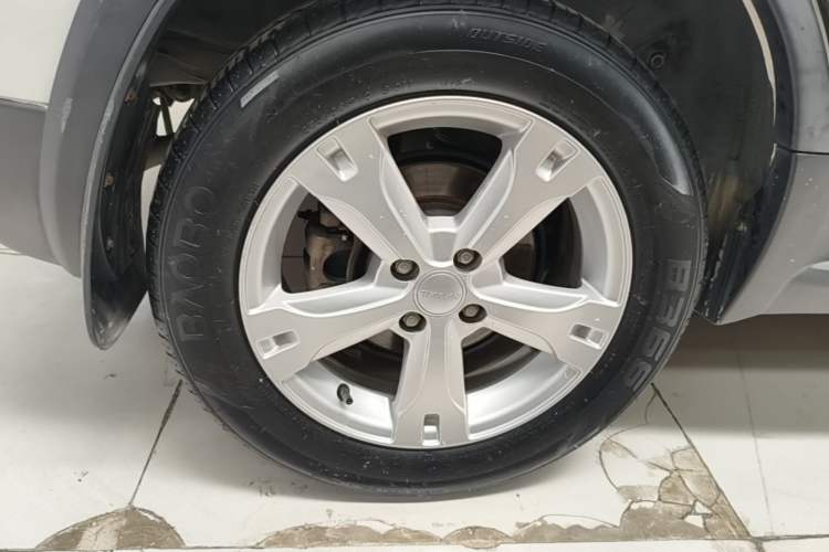 Used Haval H1 2017 Red Label 1.5L Manual Standard Model Right Rear Wheel Hub