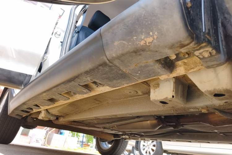 Used Haval H1 2017 Red-Label 1.5L Manual Comfort Model Right Side Sill