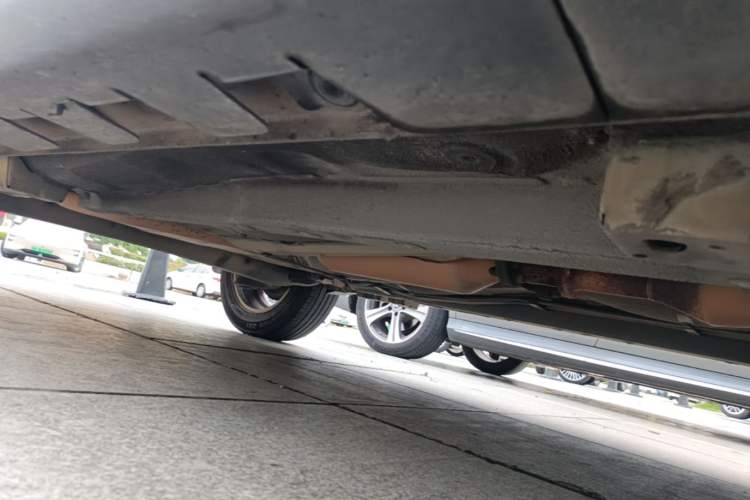 Used Haval H1 2017 Red-Label 1.5L AMT Comfort Model Right Side Sill