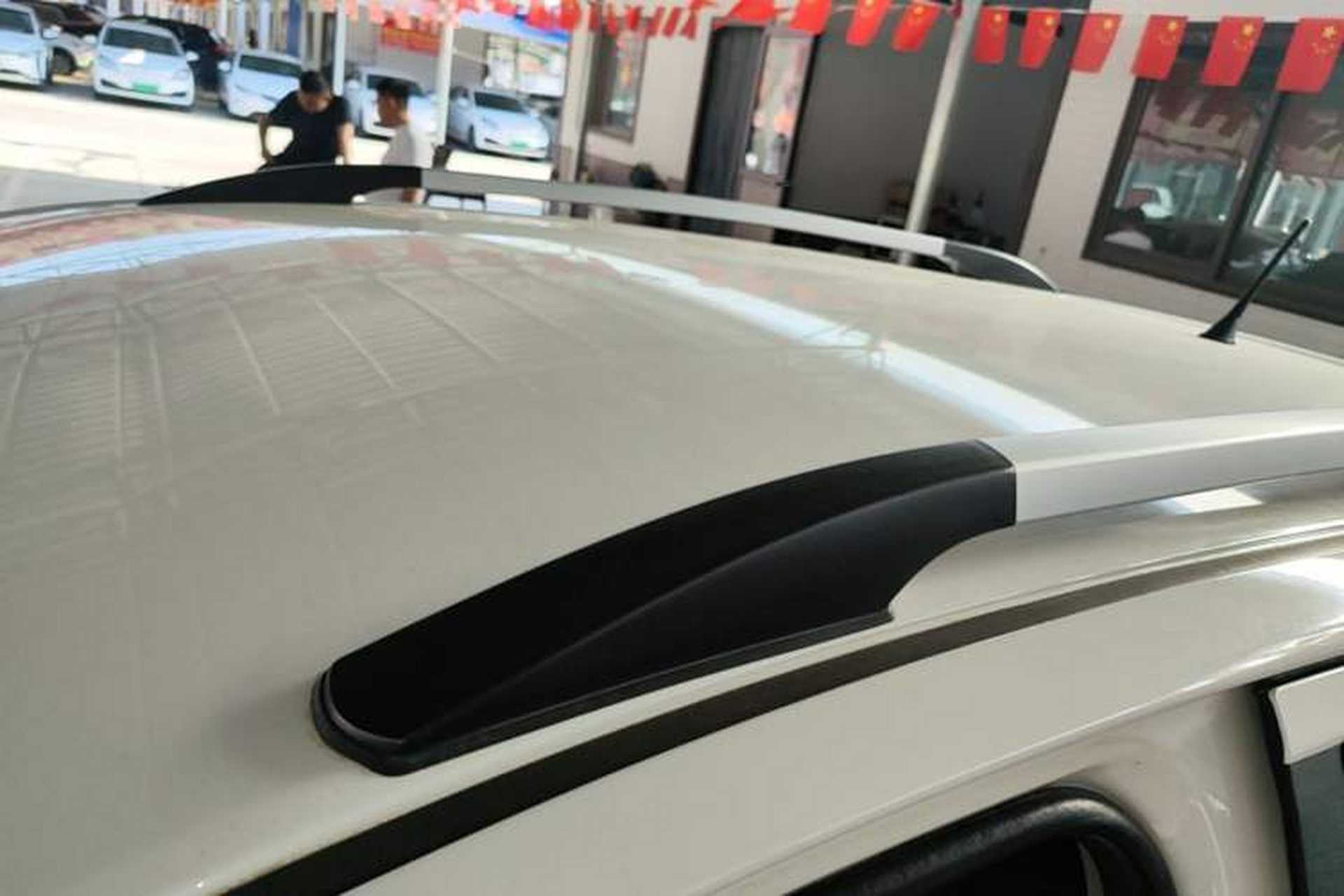 Used Haval H1 2017 Red-Label 1.5L Manual Comfort Model Roof