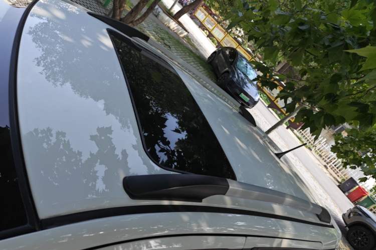 Used Haval H1 2017 Red Label 1.5L Manual Luxury Model Roof