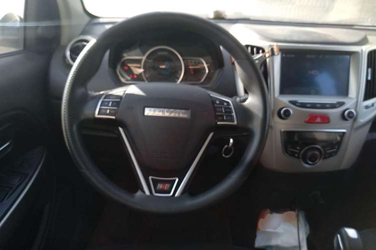 Used Haval H1 2017 Red-Label 1.5L AMT Comfort Model Steering Wheel