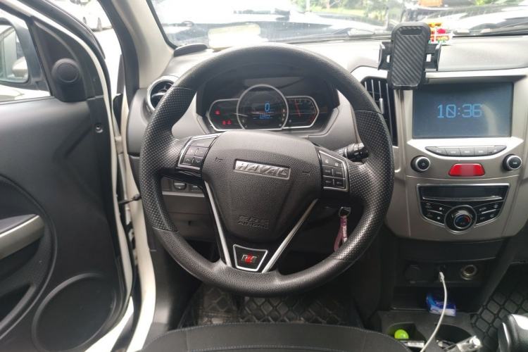Used Haval H1 2017 Red-Label 1.5L AMT Comfort Model Steering Wheel