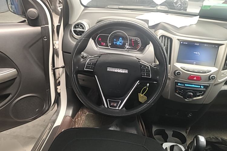 Used Haval H1 2017 Red-Label 1.5L AMT Comfort Model Steering Wheel