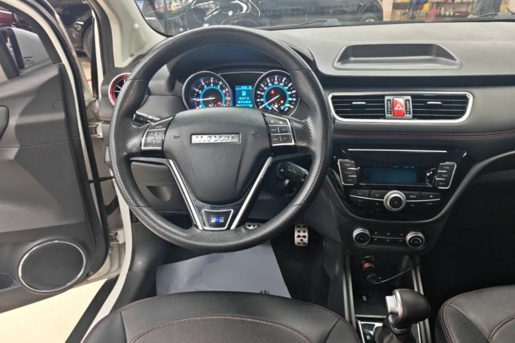 Used Haval H1 2017 Blue Label 1.5L AMT Standard Model Steering Wheel