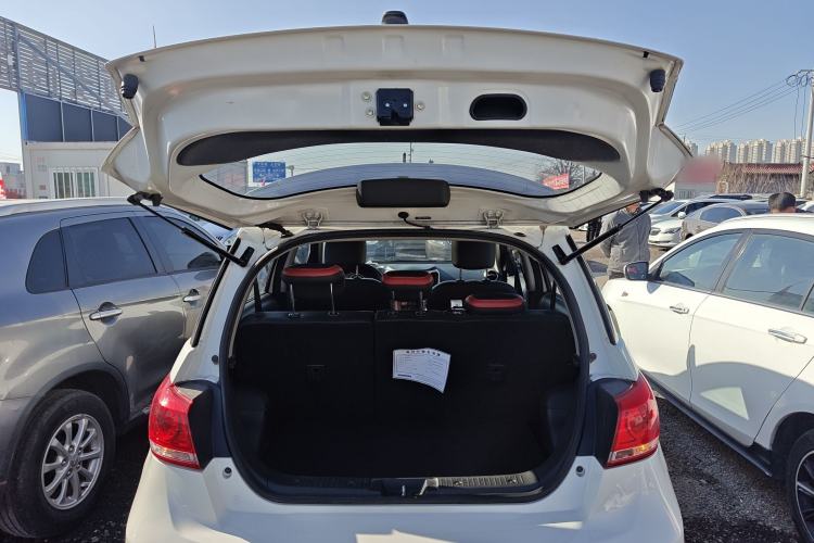 Used Haval H1 2017 Red-Label 1.5L AMT Luxury Model Trunk
