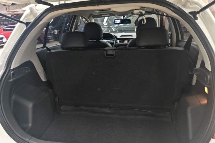Used Haval H1 2017 Blue Label 1.5L AMT Standard Model Trunk