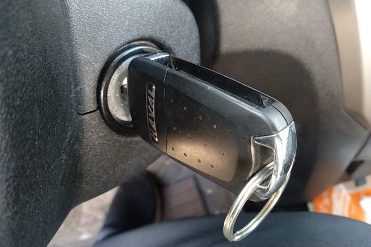 Used Haval H1 2017 Red-Label 1.5L AMT Comfort Model Vehicle Key