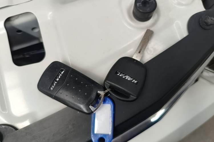 Used Haval H1 2017 Red Label 1.5L Manual Standard Model Vehicle Key