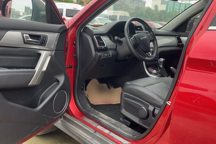 Used Haval H2 2017 Red-Label 1.5T Automatic Two-Wheel Drive Elite Model Interior 2