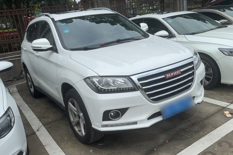 Used Haval H2 2018 Chuanxiang Edition Red Badge 1.5T Dual-Clutch Two-Wheel Drive Fashionable Model Exterior 2