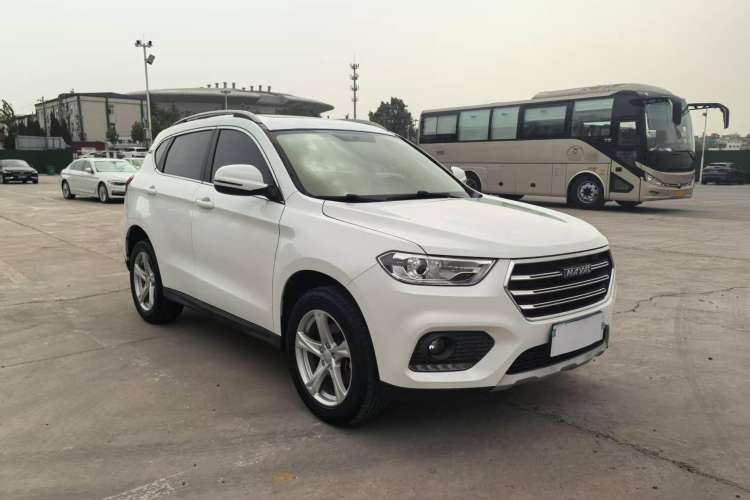 Used Haval H2 2018 1.5T Dual-Clutch Two-Wheel Drive Fashion Model China VI Standard Exterior 2