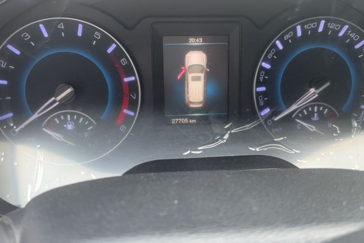 Used Haval H2 2018 Chuanxiang Edition Red Badge 1.5T Dual-Clutch Two-Wheel Drive Fashionable Model Odometer Close Up