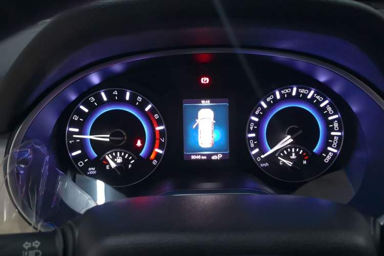 Used Haval H2 2018 1.5T Dual-Clutch Two-Wheel Drive Fashion Model China VI Standard Odometer Close Up