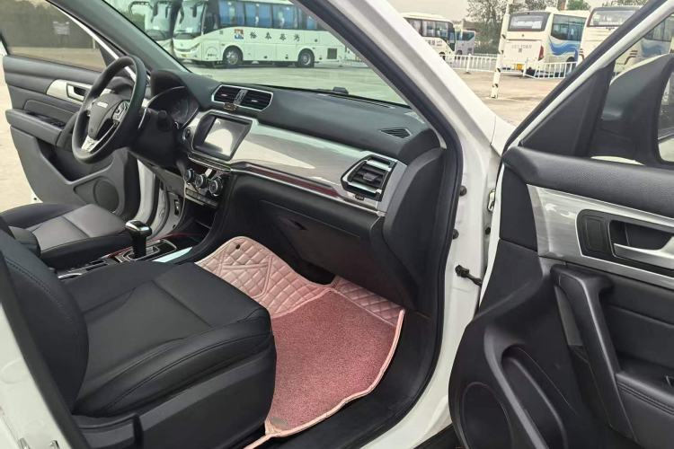 Used Haval H2 2018 1.5T Dual-Clutch Two-Wheel Drive Fashion Model China VI Standard Right Front Seat
