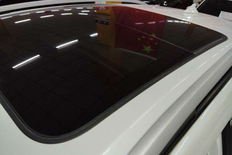 Used Haval H2 2018 1.5T Dual-Clutch Two-Wheel Drive Fashion Model China VI Standard Roof