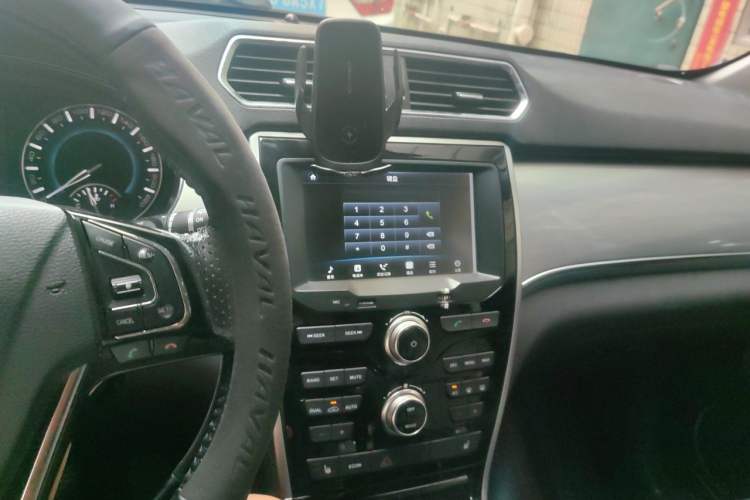 Used Haval H2 2014 1.5T Manual Two-Wheel Drive Prestige Edition Audio And AC Panel