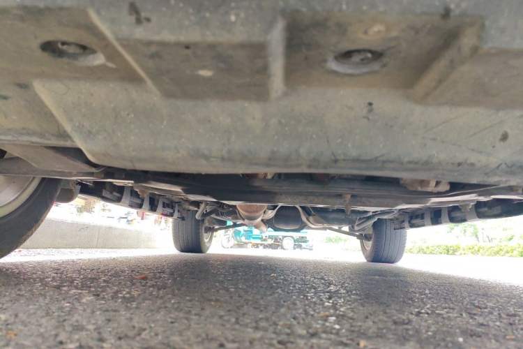 Used Haval H2 2014 1.5T Manual Two-Wheel Drive Elite Edition Chassis Front