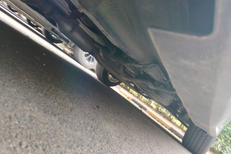 Used Haval H2 2014 1.5T Manual Two-Wheel Drive Elite Edition Chassis Front Left
