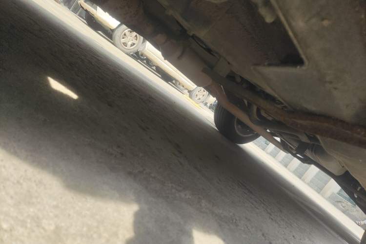 Used Haval H2 2014 1.5T Manual Two-Wheel Drive Elite Edition Chassis Front Left