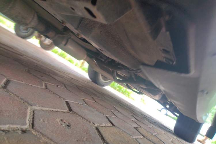 Used Haval H2 2014 1.5T Manual Two-Wheel Drive Elite Edition Chassis Front Left