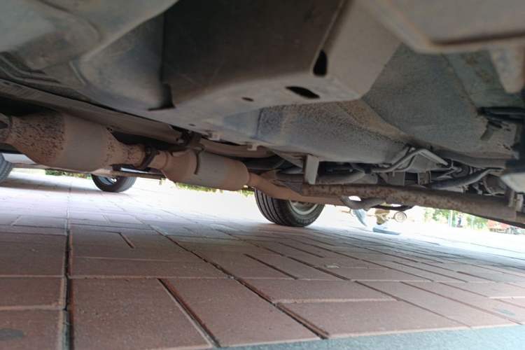 Used Haval H2 2014 1.5T Manual Two-Wheel Drive Elite Edition Chassis Front Left