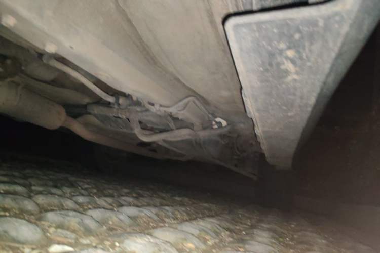 Used Haval H2 2014 1.5T Manual Two-Wheel Drive Elite Edition Chassis Front Left