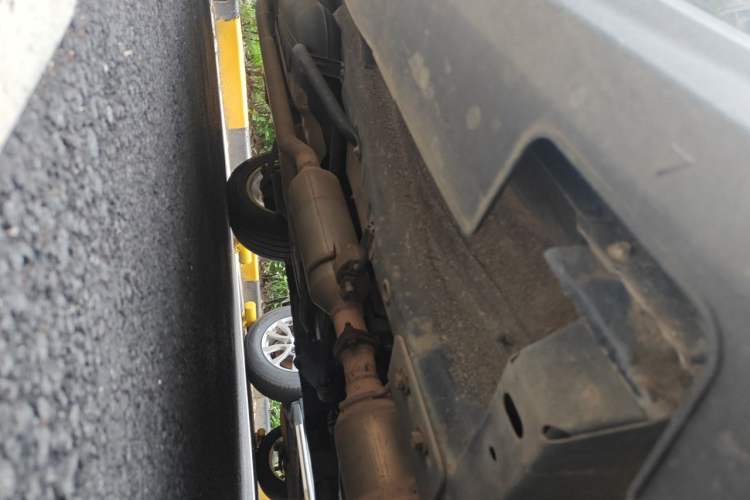Used Haval H2 2014 1.5T Manual Two-Wheel Drive Prestige Edition Chassis Front Right