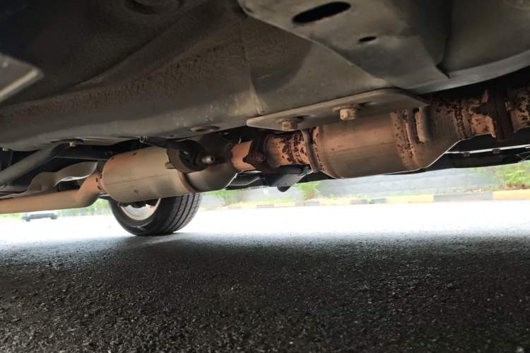 Used Haval H2 2014 1.5T Manual Two-Wheel Drive Elite Edition Chassis Front Right