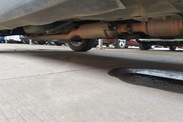 Used Haval H2 2014 1.5T Manual Two-Wheel Drive Elite Edition Chassis Front Right