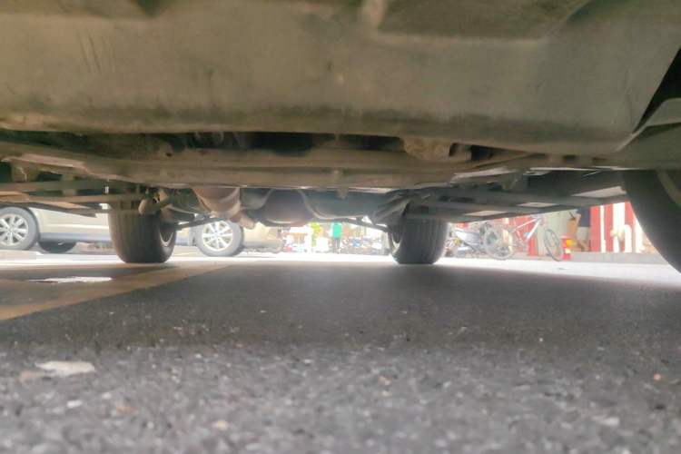 Used Haval H2 2014 1.5T Manual Two-Wheel Drive Prestige Edition Chassis Front