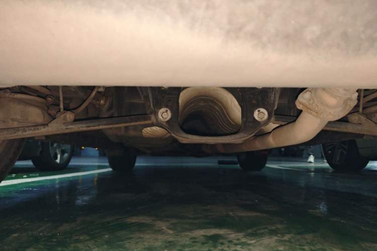 Used Haval H2 2014 1.5T Manual Two-Wheel Drive Elite Edition Chassis Rear