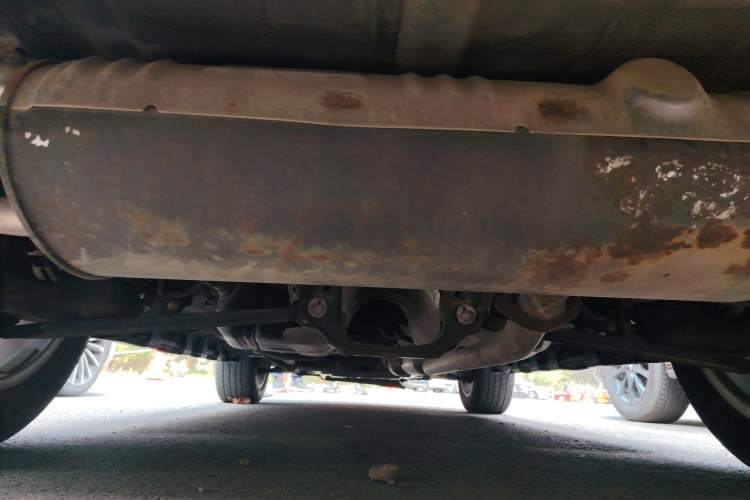 Used Haval H2 2014 1.5T Manual Two-Wheel Drive Elite Edition Chassis Rear