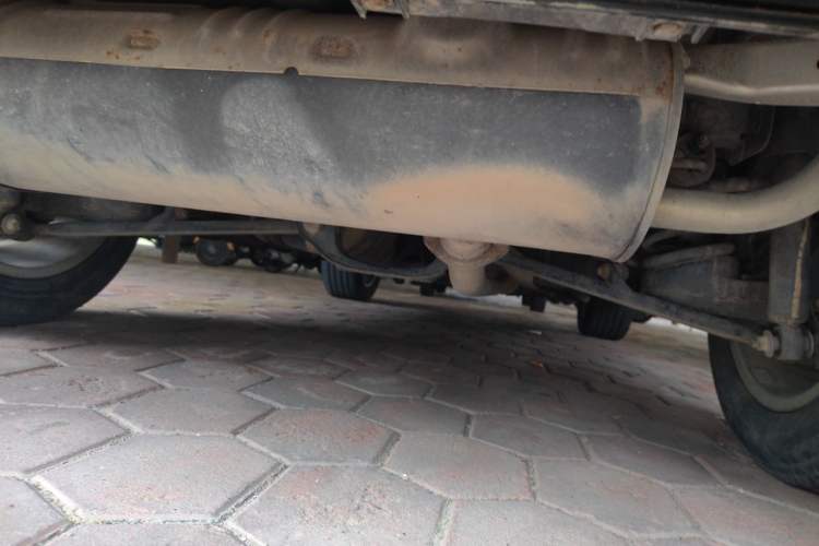 Used Haval H2 2014 1.5T Manual Two-Wheel Drive Elite Edition Chassis Rear