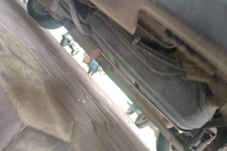 Used Haval H2 2014 1.5T Manual Two-Wheel Drive Elite Edition Chassis Rear Left
