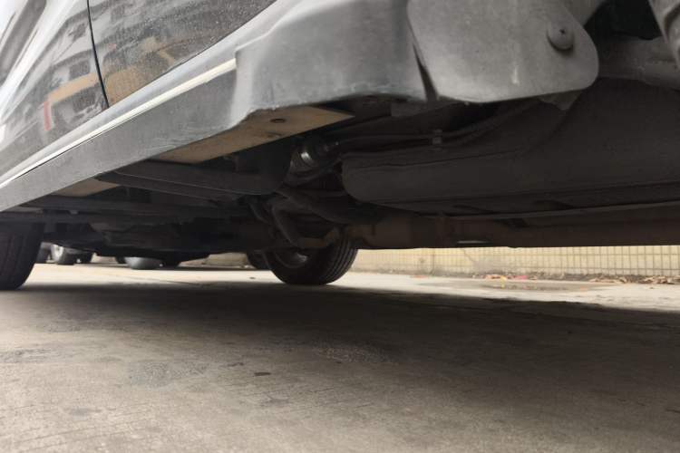 Used Haval H2 2014 1.5T Manual Two-Wheel Drive Elite Edition Chassis Rear Left
