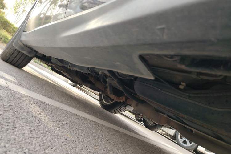 Used Haval H2 2014 1.5T Manual Two-Wheel Drive Elite Edition Chassis Rear Left