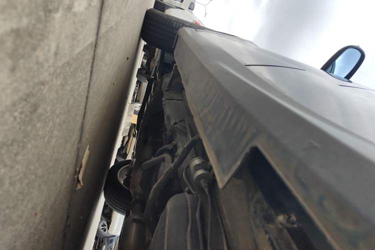 Used Haval H2 2014 1.5T Manual Two-Wheel Drive Elite Edition Chassis Rear Left