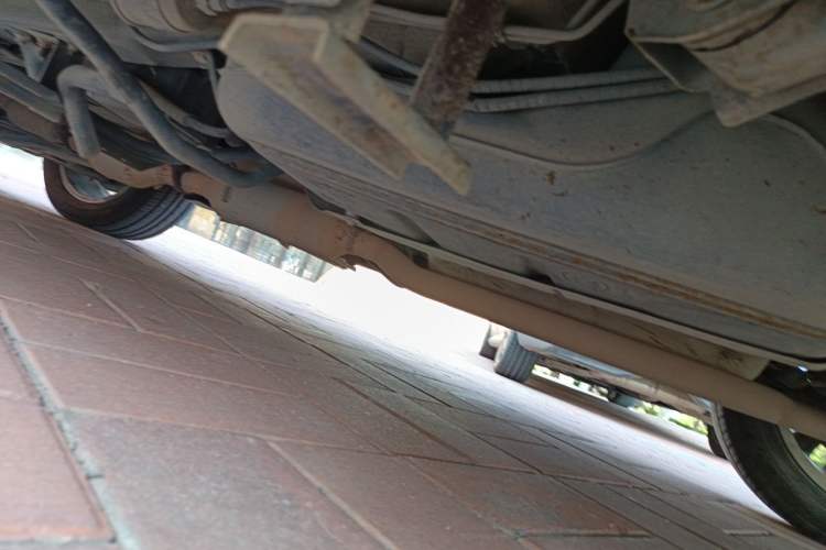 Used Haval H2 2014 1.5T Manual Two-Wheel Drive Elite Edition Chassis Rear Left