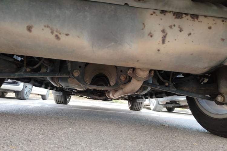 Used Haval H2 2014 1.5T Manual Two-Wheel Drive Elite Edition Chassis Rear