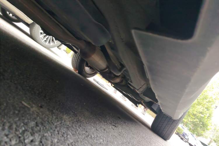 Used Haval H2 2014 1.5T Manual Two-Wheel Drive Elite Edition Chassis Rear Right